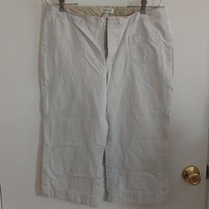 Old Navy Khaki Capris